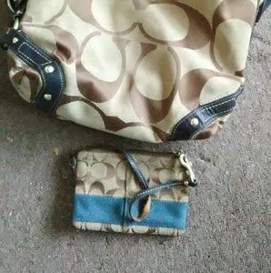 Coach wallet for ladies